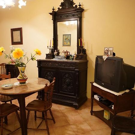 Casa Vacanze Da Rosy Ercolano Buitenkant foto